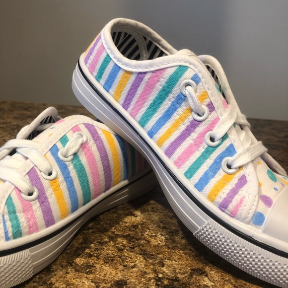 Meet your Posher, Sherry - Picture 3 of 9